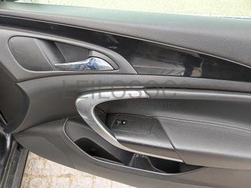 Opel Insígnia · Ano  2011 