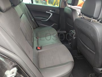 Opel Insígnia · Ano  2011 