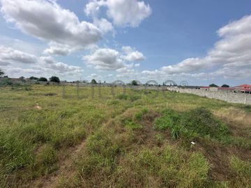 Terreno Urbano com Potencial de Valorização – Morro dos Veados, Luanda