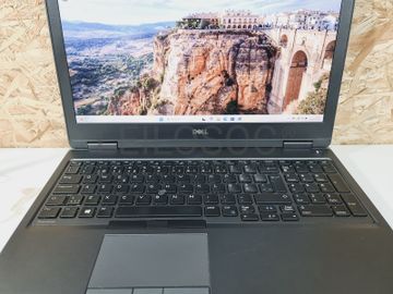 Portátil Dell Precision 7540