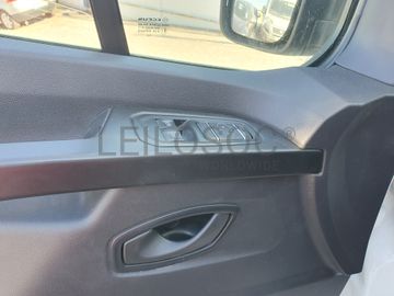 Renault Trafic · Ano 2022