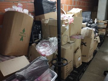 Mobiliário · Equipamentos · Tecnologia