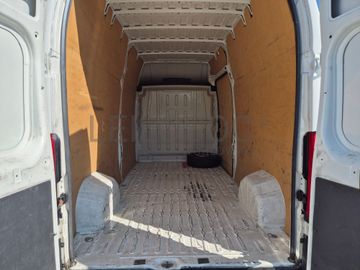 Peugeot Boxer · Ano 2021