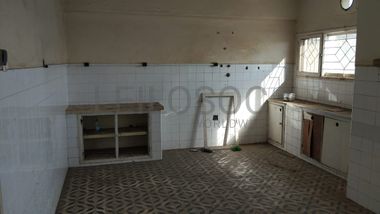 Apartamento T3 em edifício de quatro pisos