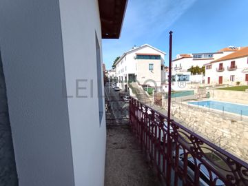 Edifício com 3 Pisos · Tabuaço