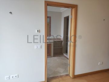 Proporção de 1/2 de Moradia V4 de Luxo com Piscina · Palheiro Village, Funchal