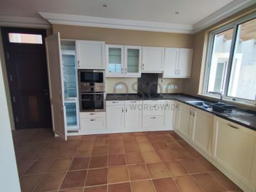 Proporção de 1/2 de Moradia V4 de Luxo com Piscina · Palheiro Village, Funchal