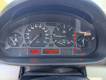 BMW 320d · Ano 2000