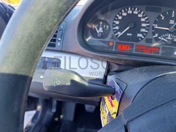BMW 320d · Ano 2000