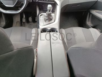 Peugeot 3008 1.5 Blue HDI · Ano 2019