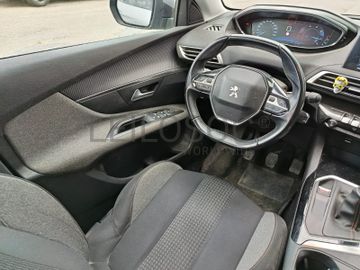 Peugeot 3008 1.5 Blue HDI · Ano 2019