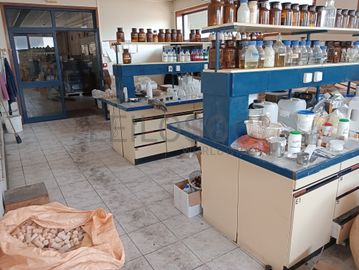 Equipamentos de Escritório, Laboratório, Indústria e Apoio