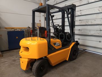 Empilhador Komatsu FD25T-1E1