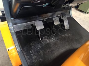 Empilhador Komatsu FD25T-1E1