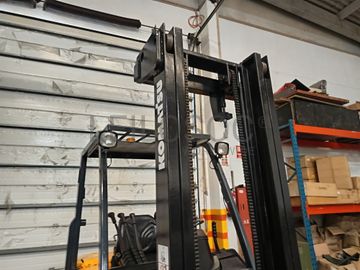 Empilhador Komatsu FD25T-1E1