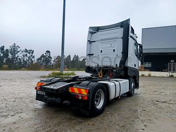 Mercedes-Benz 1845 · Ano 2014