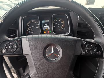 Mercedes-Benz 1845 · Ano 2014