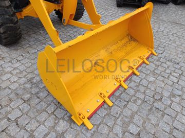 Pá Carregadora Blanche · Ano 2025