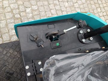 Mini Giratória JPC KV12 · Ano 2025