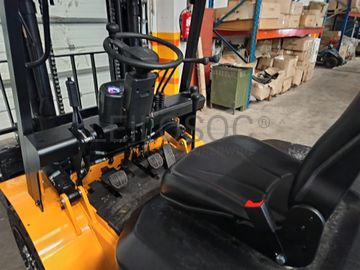 Empilhador JBG FD-32S · Ano 2025