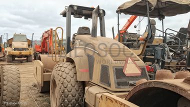 Cil. Auto-Prop. Vibrador Solos 15 T CARTEPILLAR CS583 E