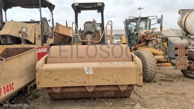 Cil. Auto-Prop. Vibrador Solos 15 T CARTEPILLAR CS583 E