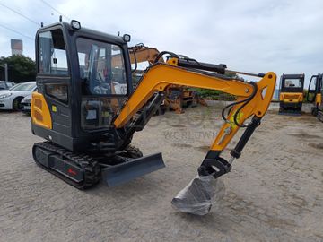 Mini Giratória Infront YFE20 · Ano 2023