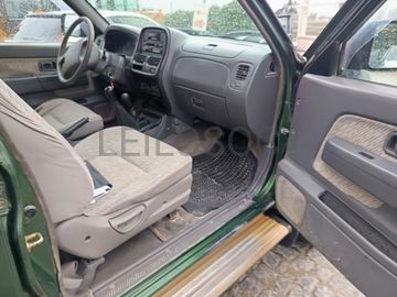 Nissan Pick UP 2.5 TD 4WD · Ano 2000