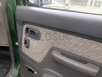 Nissan Pick UP 2.5 TD 4WD · Ano 2000